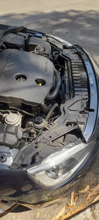 VOLVO S60 D2 momentum
