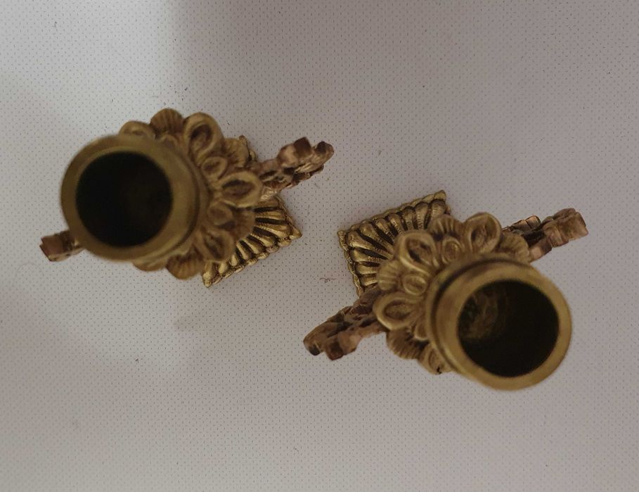 2 Belíssimos Castiçais / Candelabros, baixo relevo - anos 50