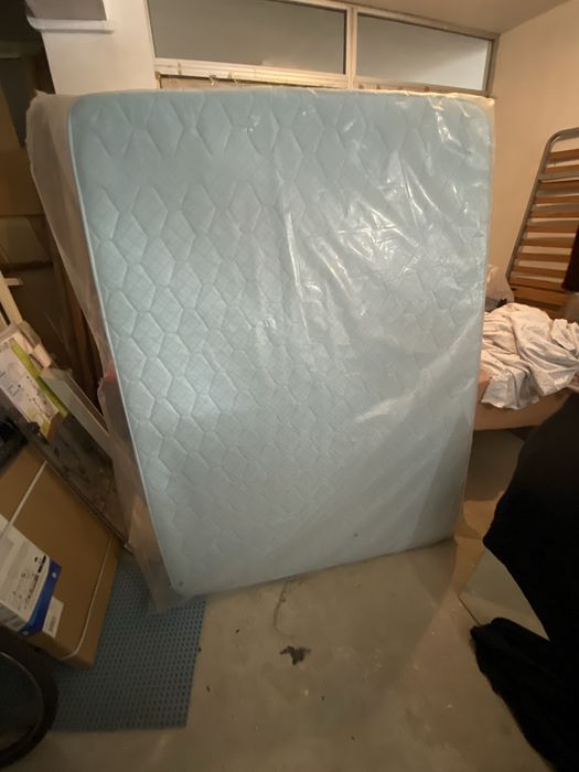 Vendo colchão novo