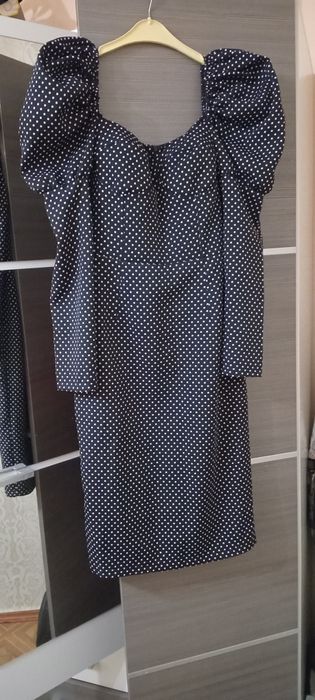 Платье в горошек