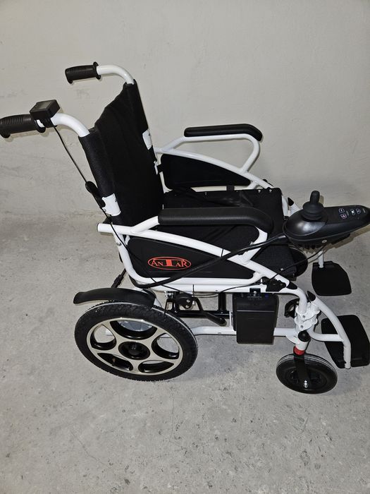 Wózek inwalidzki elektryczny  Antar
