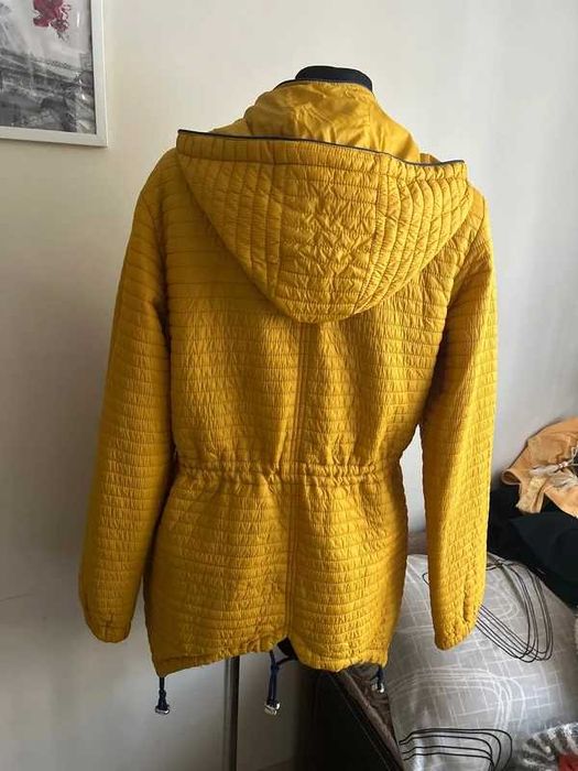 Kurtka damska parka z kapturem roz M