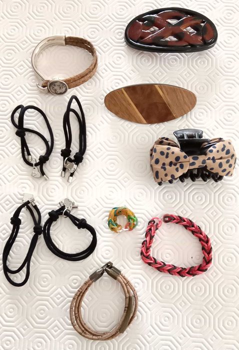 Molas de cabelo e pulseiras, lote por 5€