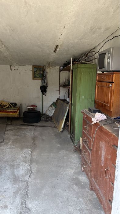 Продам гараж в м Марганець