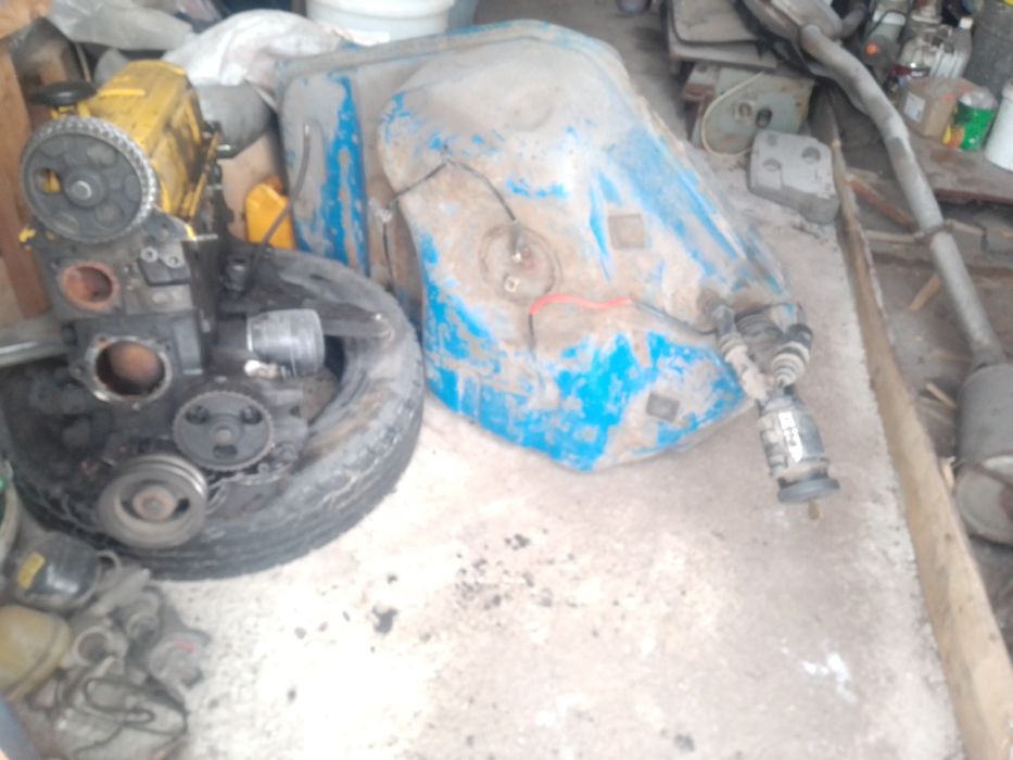 Бензобак  Форд  Скорпио 80 литров