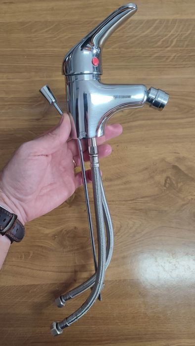 Para despachar - Bidé com torneira