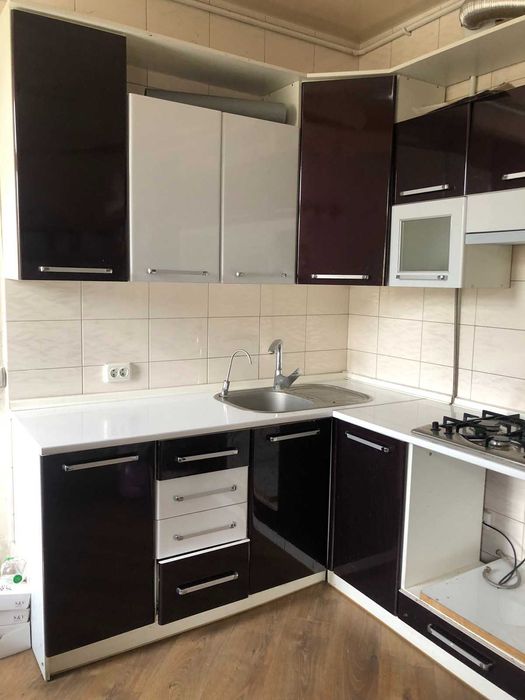 Продам великий двоповерховий будинок 212 кв.м