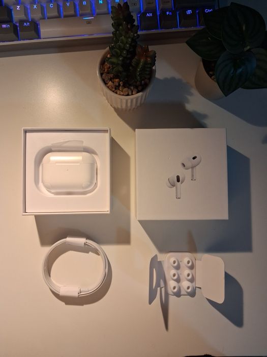 Apple AirPods  Pro 2 generacji