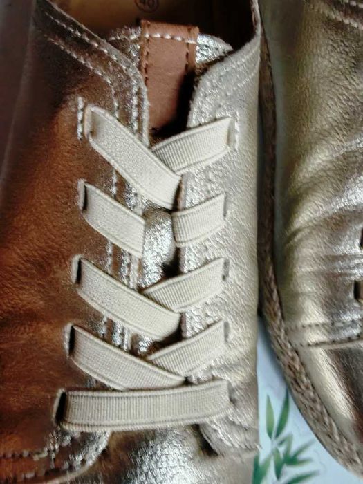 Złote skórzane espadryle Lasocki 40