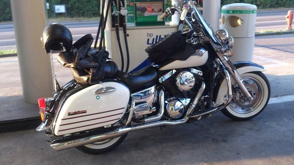 kawasaki vulcan 1500 classic tourer