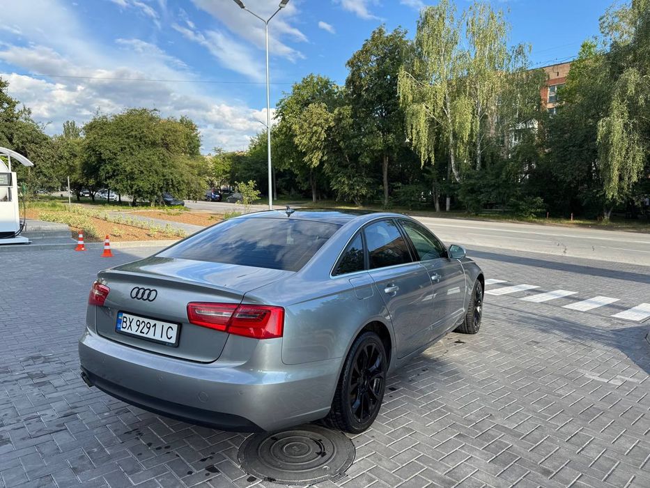Продам Audi A6 2.0TDI 2013