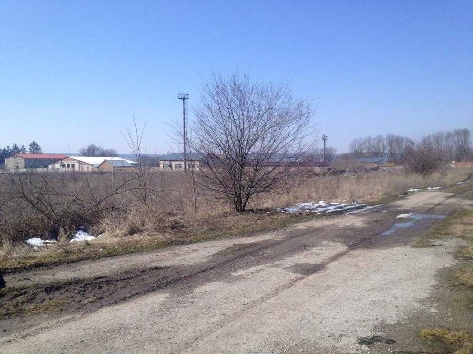 Ділянка в. Микулинецька під житло або бізнес