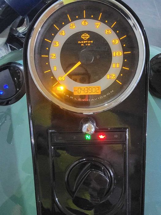 Harley Davidson Softail Deluxe Харлей Чикано стайл