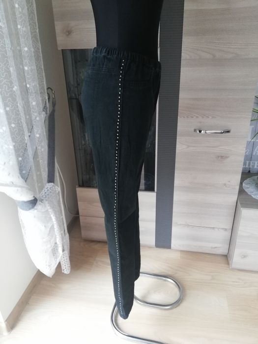 Jeansowe spodnie z ćwiekami Primark Denim r. M