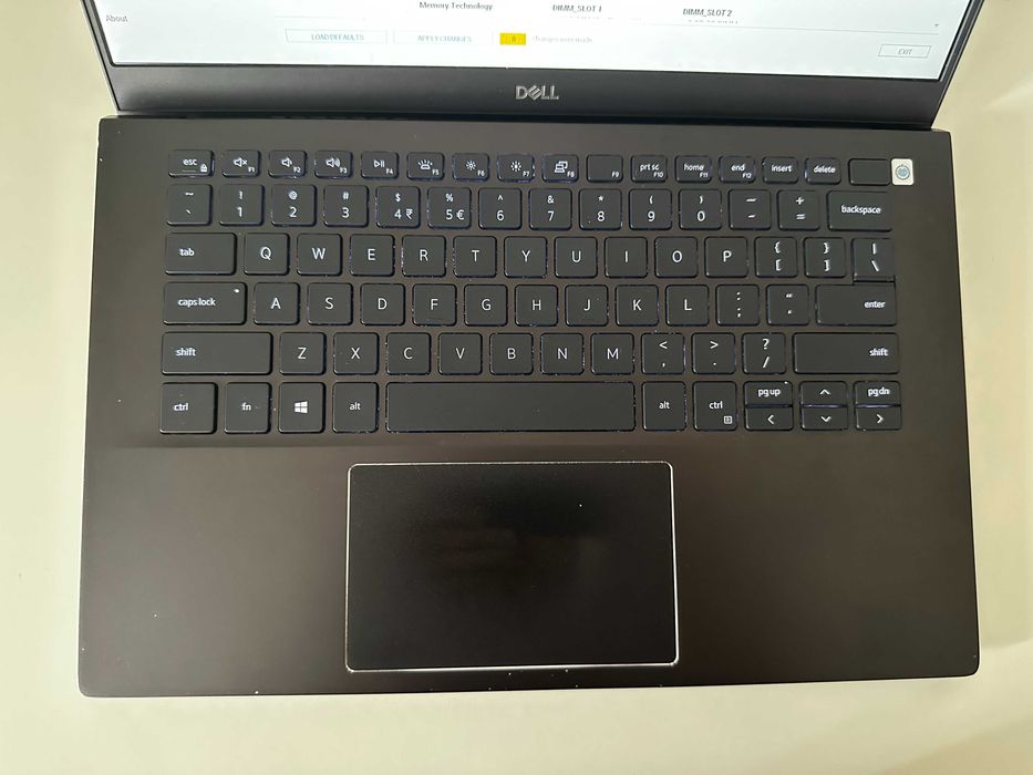 Ноутбук Dell Vostro 5401 14 Core i5-1035G1 8GB-DDR4 250GB