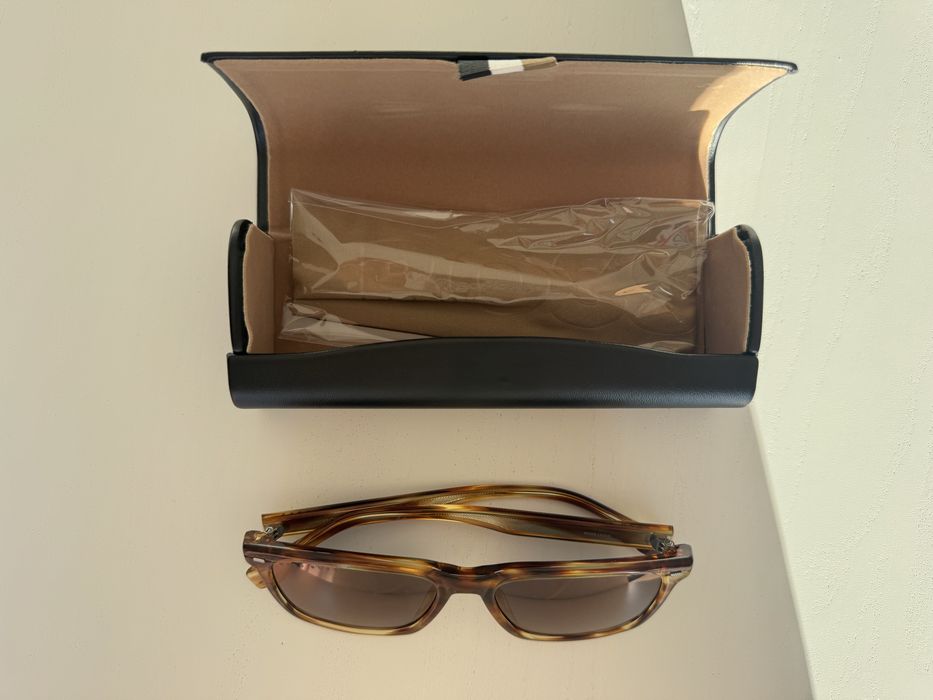 Oculos de sol Hugo Boss unisexo em castanho