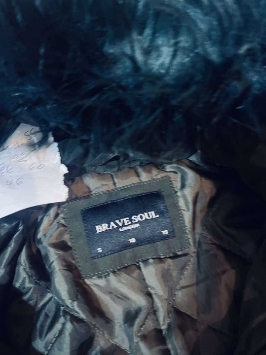 Brave soul london 36 kurtka czarna zimowa z futerkiem