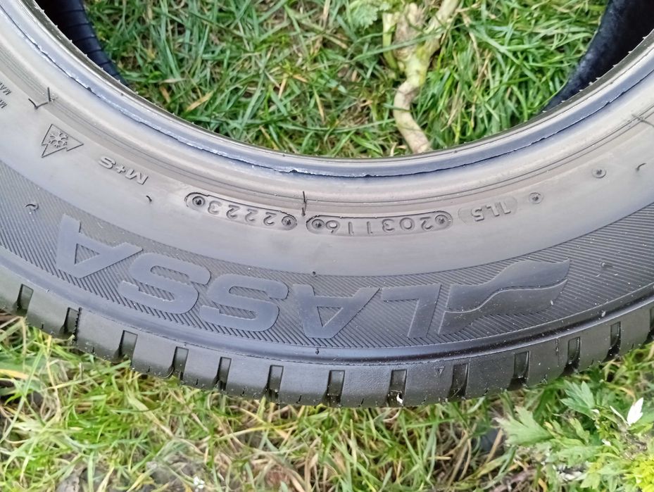 1szt całoroczna lassa multiways-2,  205/60/16 96V DOT2223 gumy 7-7,5mm