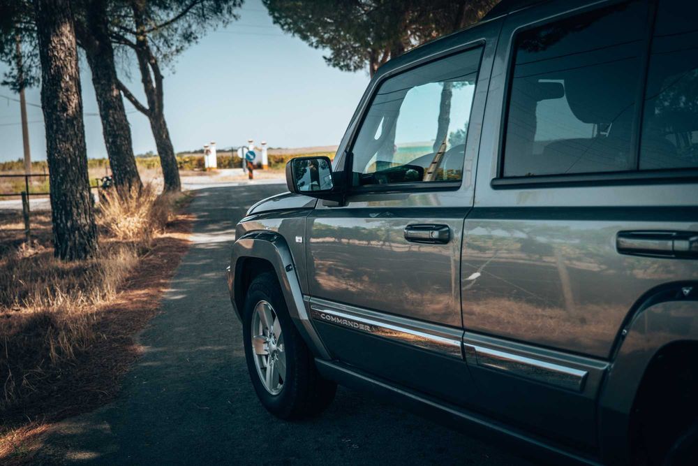 Jeep commander 3.0