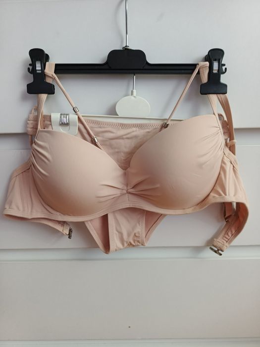 Купальники різні