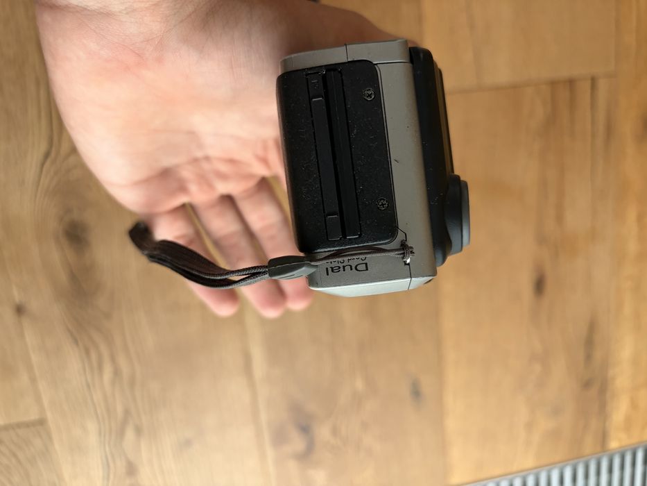 Sprzedam retro kamere panasonic tanio!!