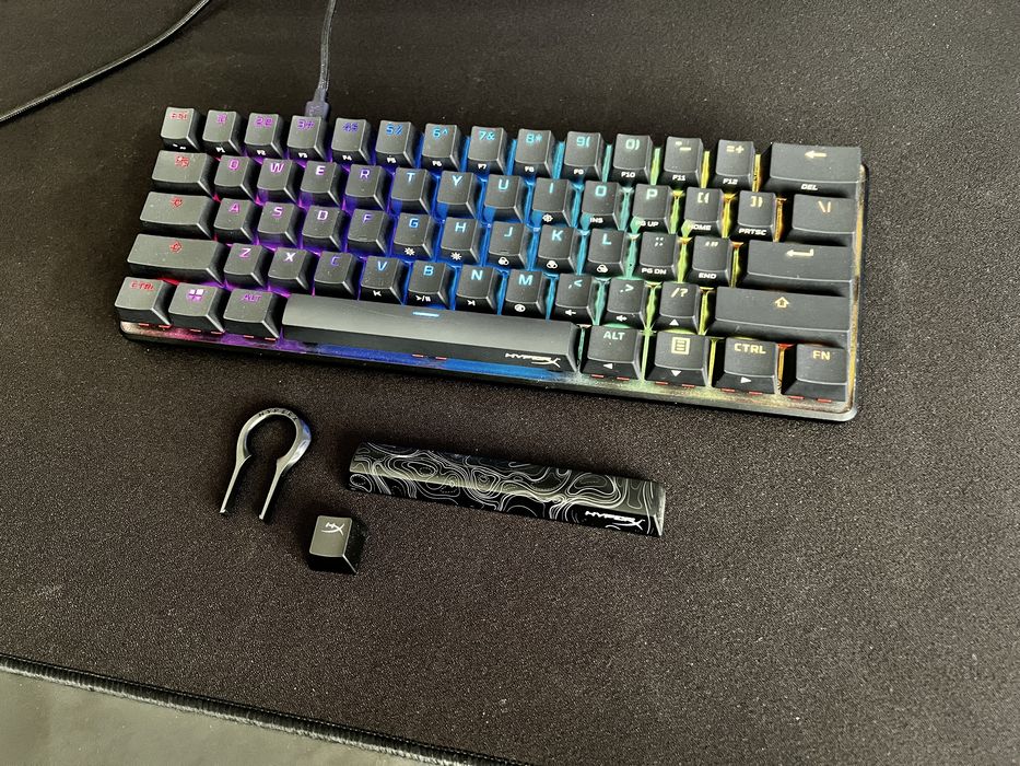 HyperX Alloy origins 60 US Red switches