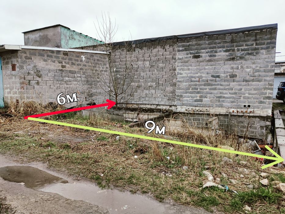 Ділянка під 2 гаража