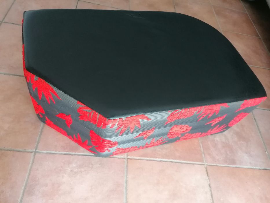 Mesa /banco para sala