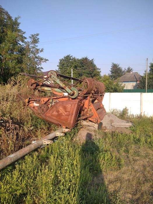 Жатка до комбайну Дон