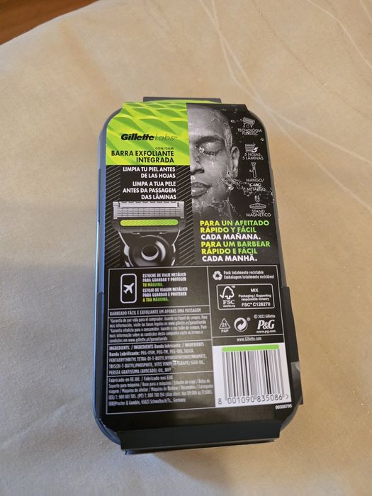 Máquina de Barbear Gillette Labs 

+ 4 Cabeças de Corte + Estojo

Idea