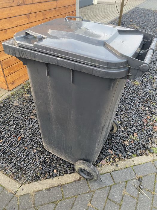 Zamienie pojemnik 240 na 120 l