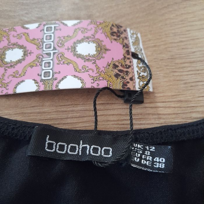 Nowy, długi,kombinezon, firmy boohoo,  rozmiar 38