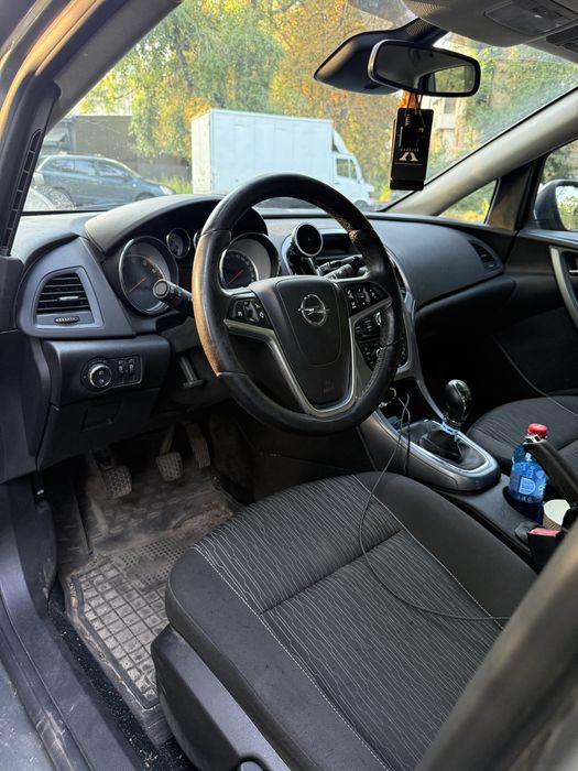 Opel astra J ПРОДАЖА