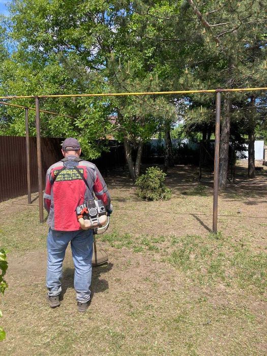 Уборка участка территории дома или дачи. Корчевание пней. Покос травы