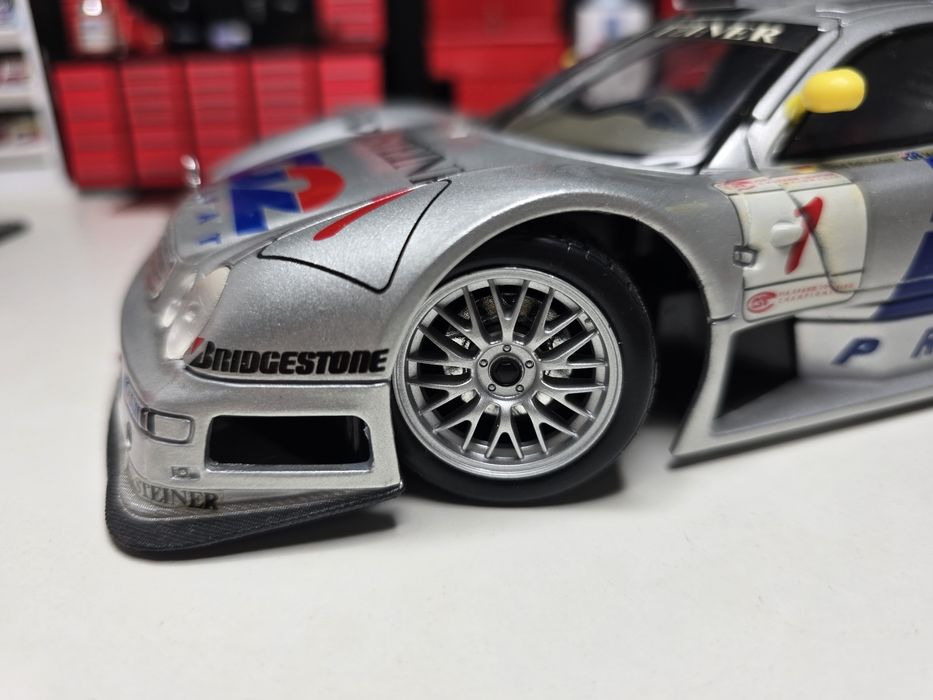 Mercedes clk gtr maisto 1/18