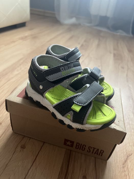 Sandały chłopięce rozmiar 24