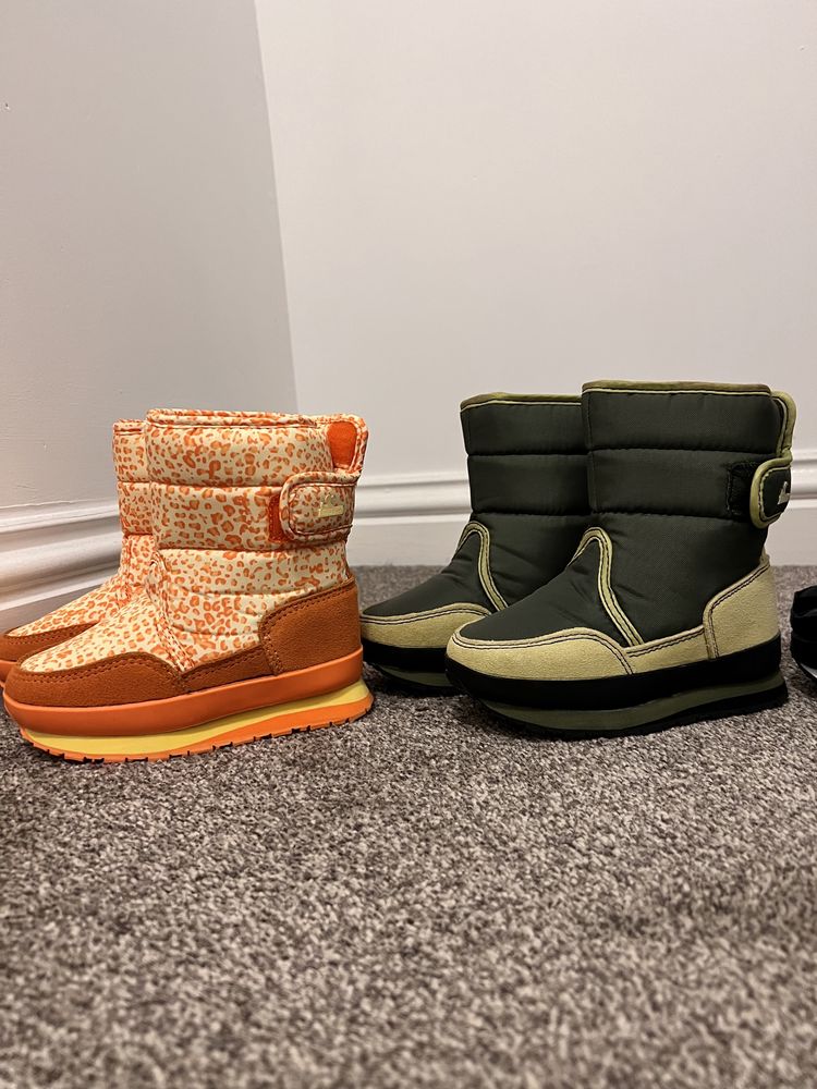 Rubber duck sales snow boots
