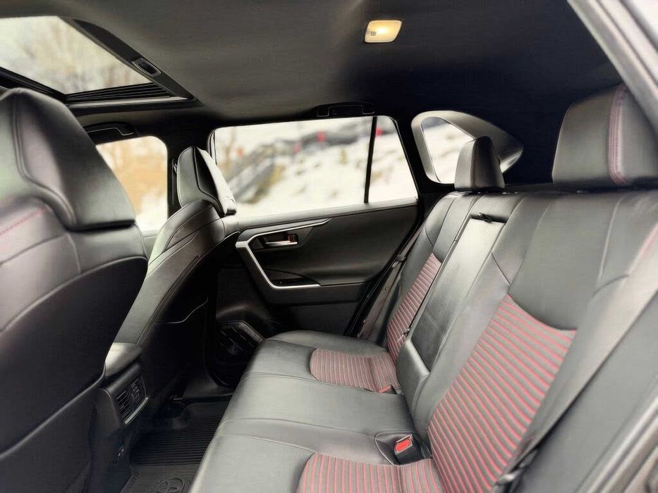 Toyota RAV4 Prime XSE      2023