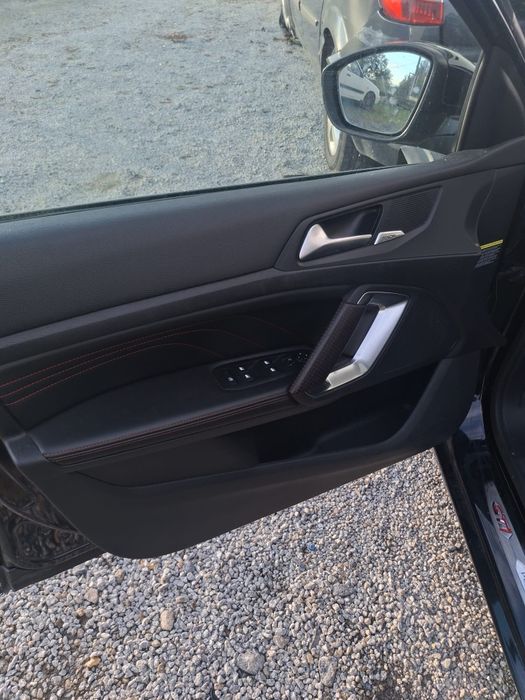 Bancos e quartelas Peugeot 308 GTI