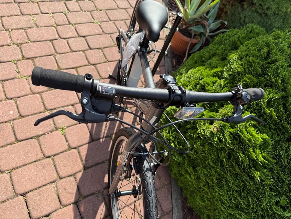 Świetny rower dziecięcy Leon 20” rama 11” 6 biegów lekki tylko 8kg