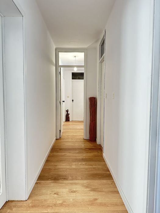 Quarto muito bom em T3 de ambiente tranquilo