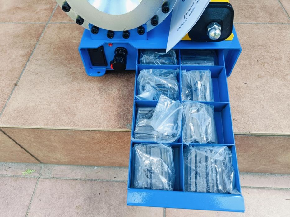 Zakuwarka węży przewodów hydraulicznych z Niemiec zaciskarka prasa mob