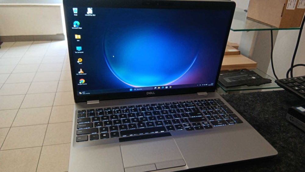 Klasa Biznes Dell 5510 I5 10310U/16gb/256SSD/15.6IPS DOTYK/Windows 11PRO