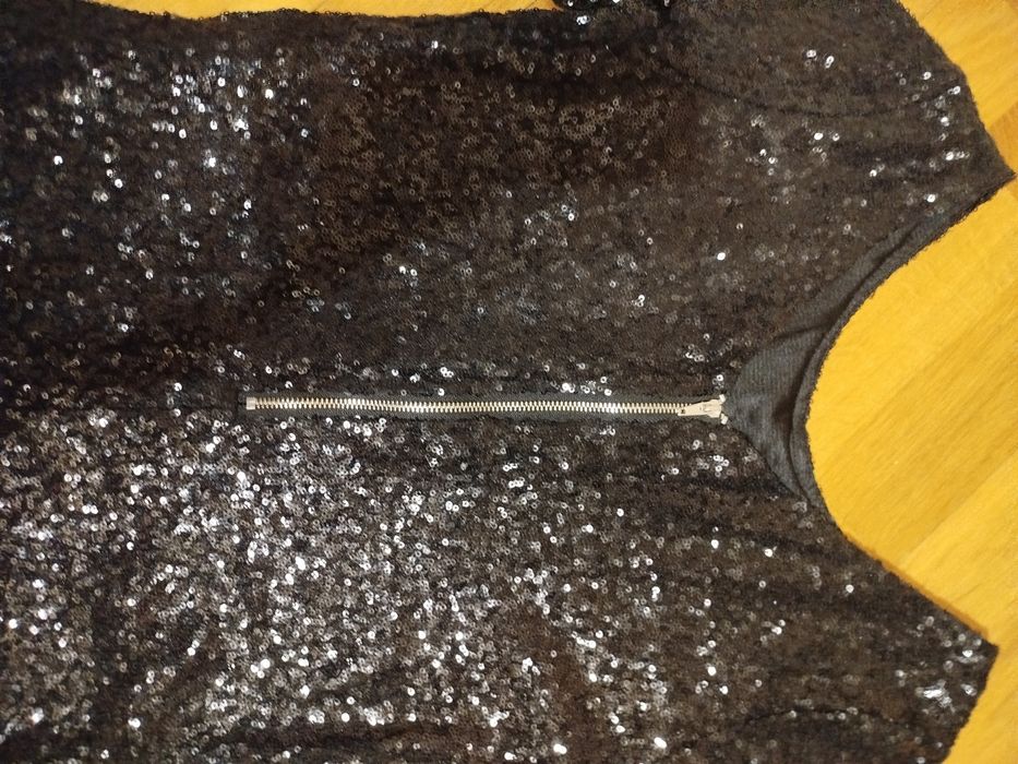 Sukienka cekinowa rozmiar M