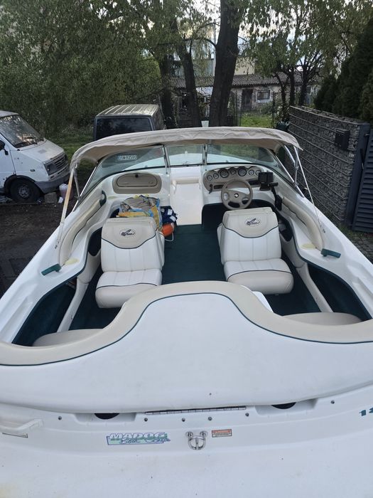 Łódź motorową Sea Ray