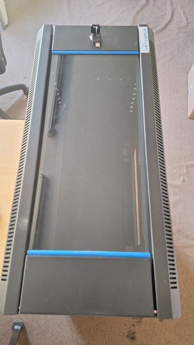 szafa serwisowa typu Rack marki START.LAN