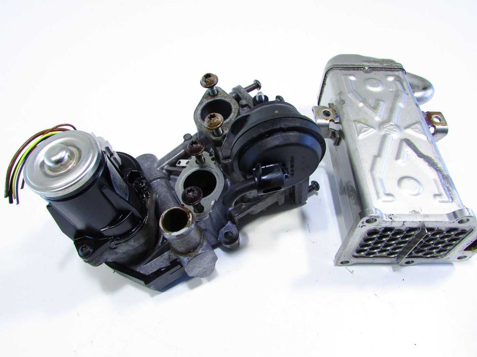 Zawór egr chłodniczka spalin vw passat b7 golf V touran 2.0 tdi