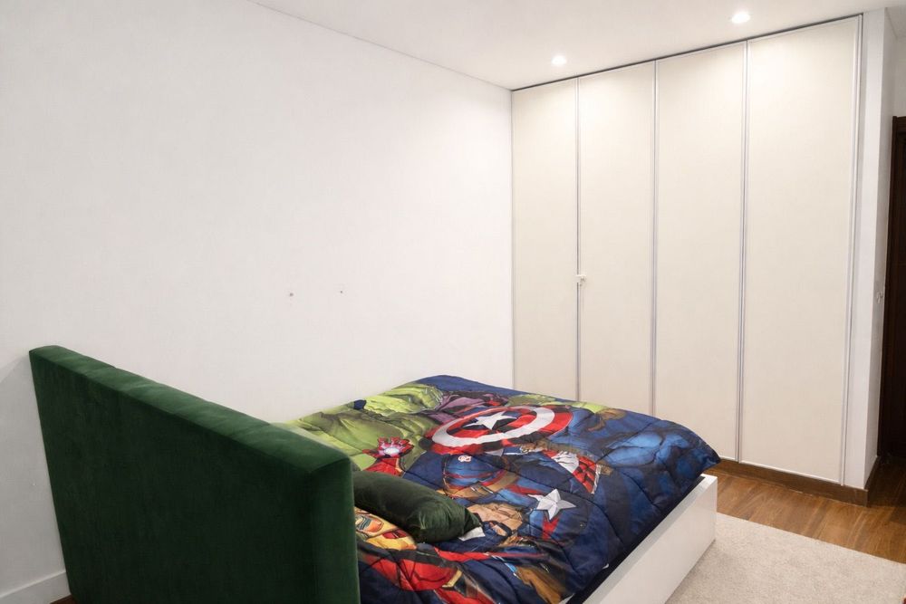 Um apartamento para arrendamento
