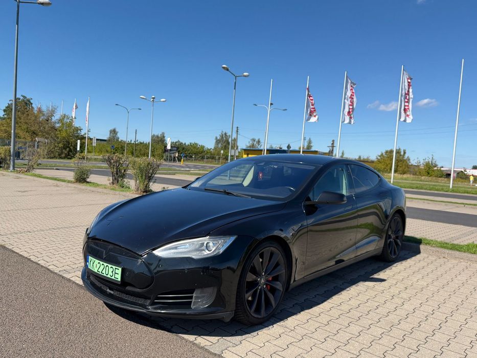 Tesla Model S