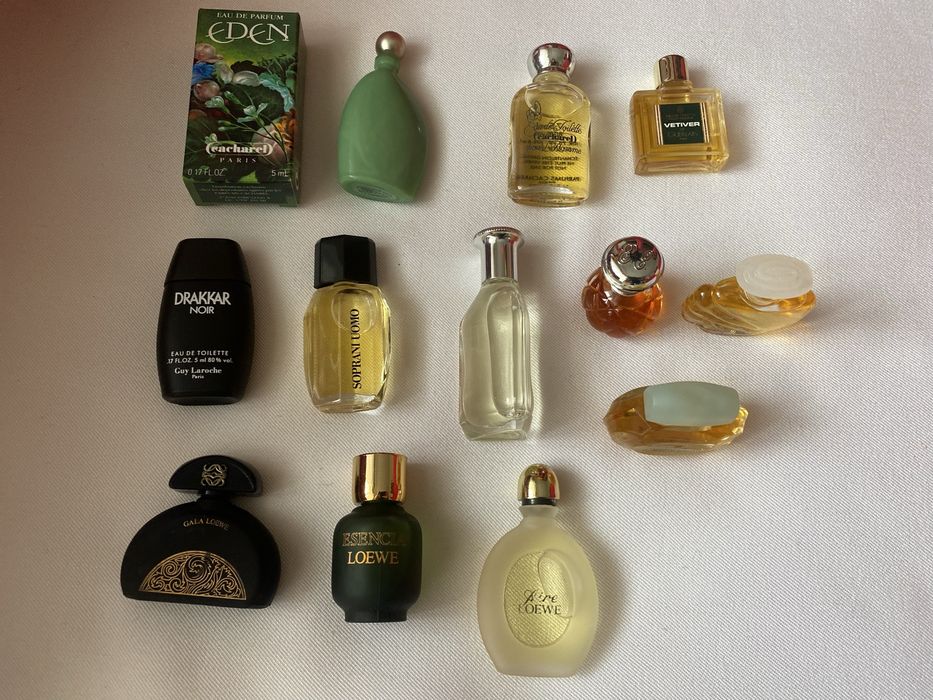 Várias miniaturas de perfume,todas novas